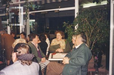 Presentación libro de G. S. Chervo //Calle de la nación…//, en Heladería Italia