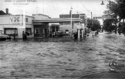 Inundación. Urquiza y Alberdi