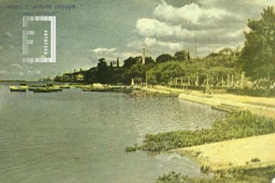 Costanera y Club de Regatas (tarjeta postal)