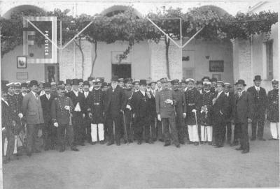Acto cívico-militar. Cnel. Somoza, J. M. Argerich, Serafín Morteo y otros