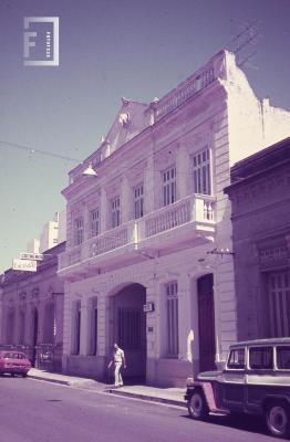 Cochería Lasalle, calle San Martín