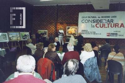 Auditorio Municipal. Café Literario, muestra de Burgos y entrega premios //Emma Mosto//