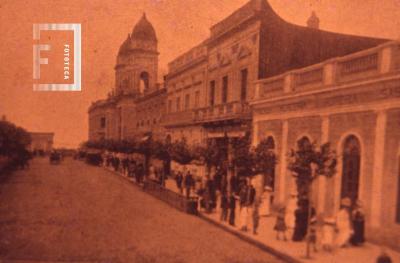 Calle Mitre hacia la Catedral, año 1905