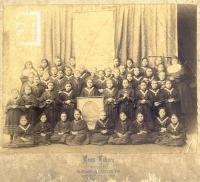 Grupo de niñas Colegio María Auxiliadora