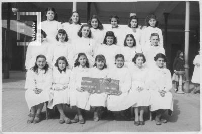Alumnas 5º D, turno tarde, Escuela Nº 1, año 1952
