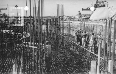 Construcción base alto horno Nº 1