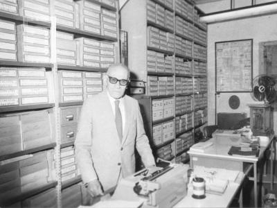 Gregorio S. Chervo en su oficina del Museo