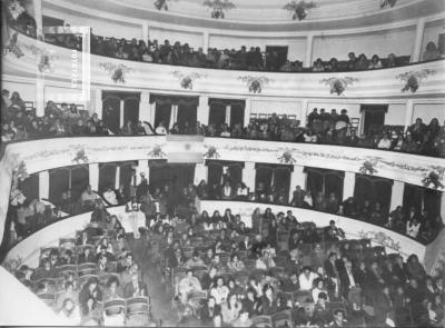 Público en Teatro Municipal