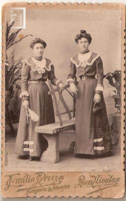 Petrona Escanda y su hermana