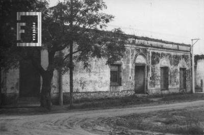 Casa antigua ubicada en calle Bolívar y San Lorenzo