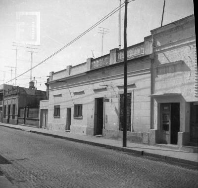 Sastrería Palermo y Clínica de las Lapiceras, Ameghino 182 y 184 respectivamente, año 1965