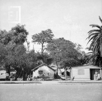 Rancho y prefabricada en el bajo