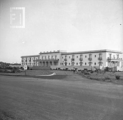 Hotel Colonial, 1956-57