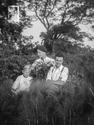 César C. Bustos y hermanos Buijs