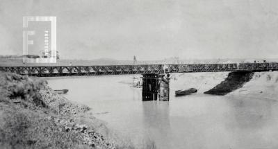 Puente sobre el arroyo Ramallo
