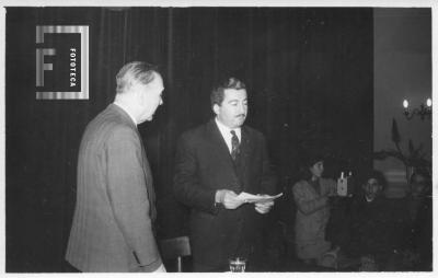 Jorge Luis Borges en Rumbo. Duilio Cámpora presenta al disertante