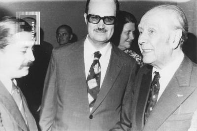 Jorge Luis Borges con Francisco Weiss y otros