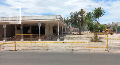 Demolición ex edificio Cemac (Centro Municipal de Atención Ciudadana)