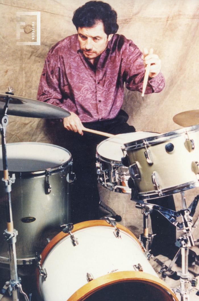 Dámaso Cerruti, baterista