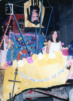 Desfile de la primavera - Carroza (barco) realizada por alumnos ENET Nº 1