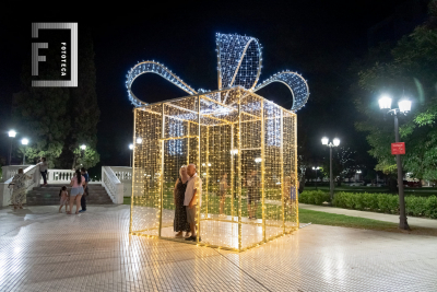 Plaza Mitre - ambientación navideña  