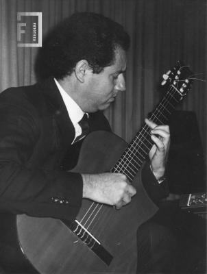 Carlos Rubén Gómez, médico y concertista de guitarra, en Auditorio Municipal