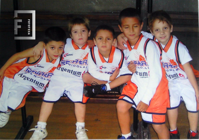 Equipo infantil Básquet - Club Regatas