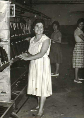 Retrato mujer trabajadora - Fábrica Textil La Emilia