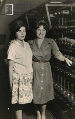 Amigas - Fábrica Textil La Emilia