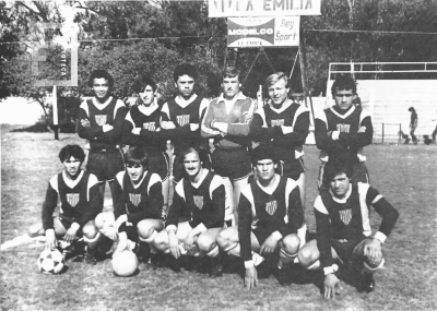 Equipo que ganó el torneo - año 1984- y se consagró campeón.