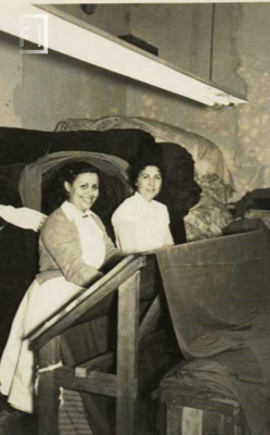 sección Zurcido - Fábrica Textil La Emilia
