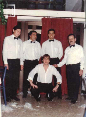 Mozos del club - La Emilia 