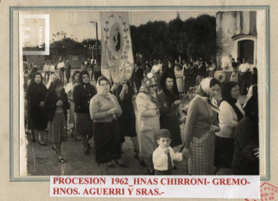 Procesión - La Emilia