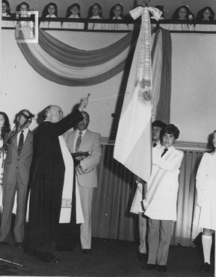 Bendición bandera - Acto 