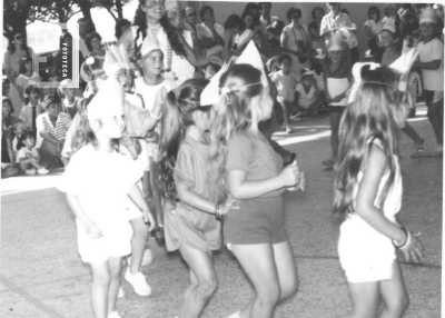 Niñas en ronda - Escuela de verano
