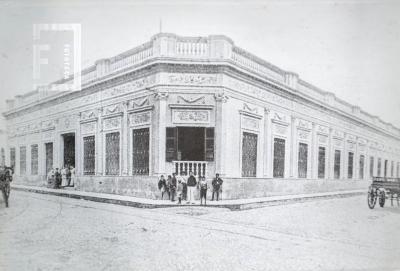 Edificio Escuela Normal, Sarmiento y Lavalle