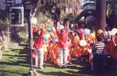 Niños Jardín Infantes en Día Internacional de los Museos