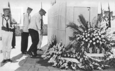 Celebración Combate Naval. Colocación ofrendas florales