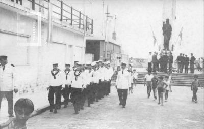 Acto sesquicentenario del Primer Combate Naval. Personal de Subprefectura