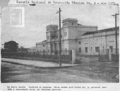 Escuela Nacional de Educación Técnica Nº 2, calle Alem entre España y Juan B. justo