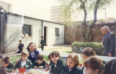 Jardín de Infantes Escuela de la Paz en visita al Museo. Paloma Carignani, Florencia Tobin