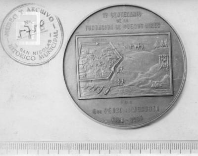 Medalla IV Centenario de la Fundación de Buenos Aires