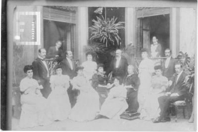 Familia de Federico Gard, principios de siglo XX