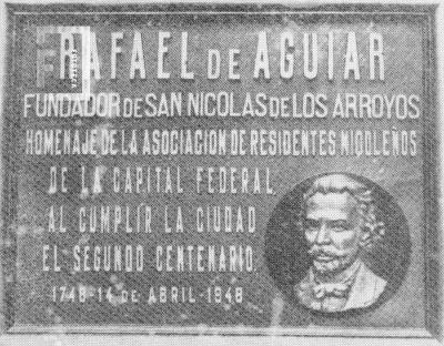 Placa Homenaje a Aguiar, por Residentes Nicoleños en Capital Federal